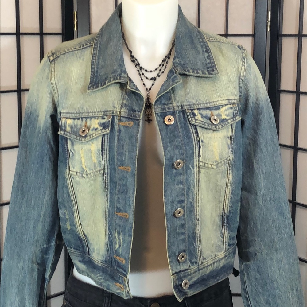 Leslie Fay distressed denim jacket - Picture 3 of 8